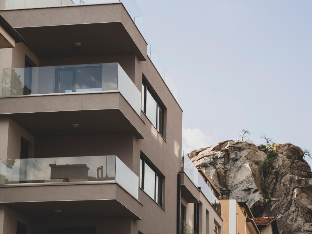Stylish 1Bd - Free Private Garage Apartment Plovdiv Exterior photo